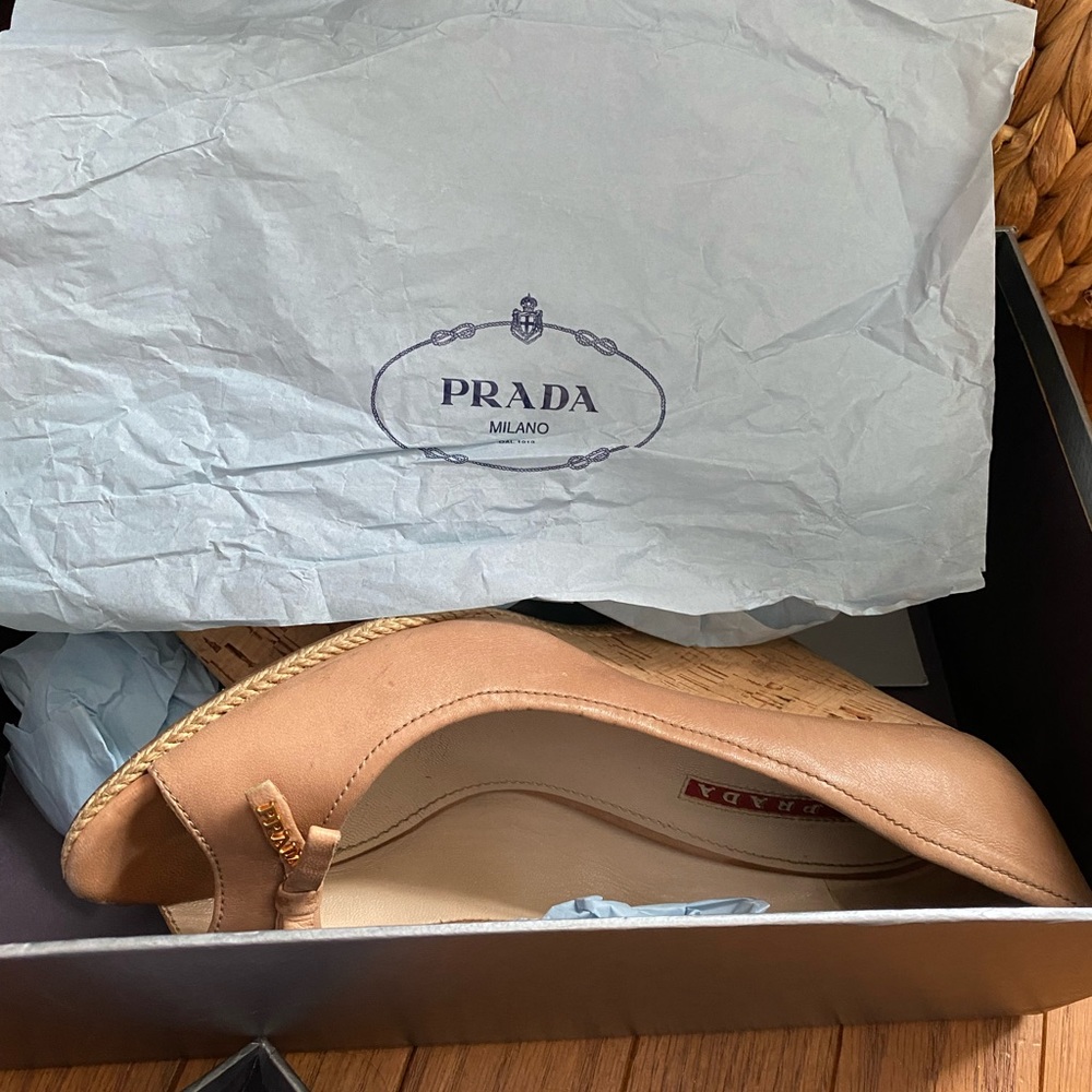 Authentic Prada wedges , leather nude - Picture 5 of 5